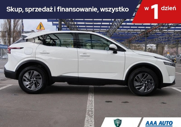 Nissan Qashqai cena 112001 przebieg: 16830, rok produkcji 2022 z Okonek małe 352